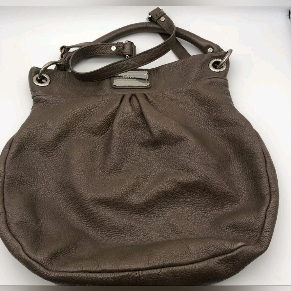 Marc by Marc Jacobs  Classic Q Hillier Gray Tan Leather Hobo Shoulder Bag